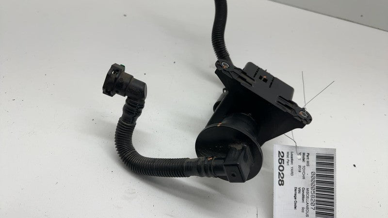 ⭕ 2018-2022 Toyota C-HR Charcoal Fuel Vapor Canister Filter Assy OEM 7