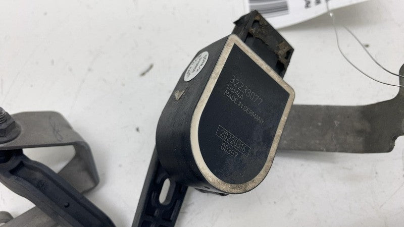 32233077 ⭕ 21-23 Polestar 2 Rear Driver Side Headlight Height Level Sensor Left 32233077