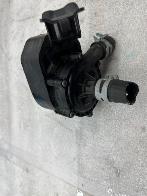 2016-2020 Tesla Model S MS Electric Auxiliary Coolant Water Pump w/ Bracket Assy