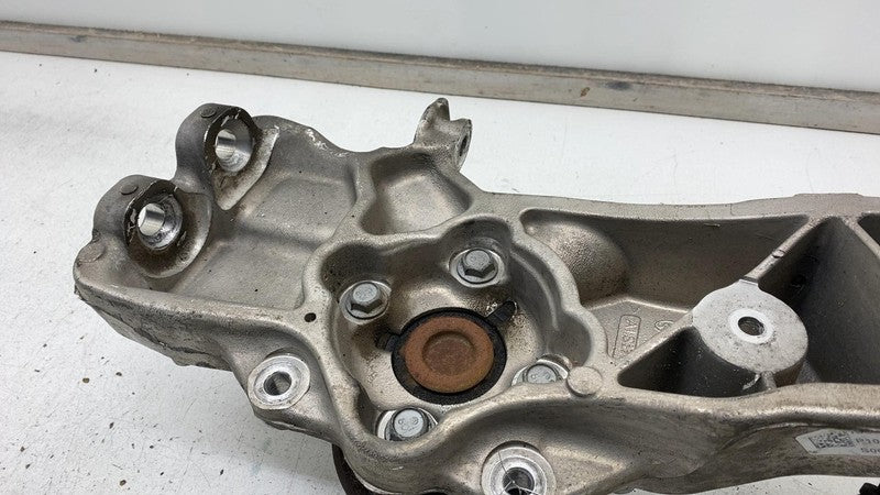 104399900A 2012-2015 Tesla Model S Front Right Spindle Knuckle Wheel Hub + ABS Sensor RWD