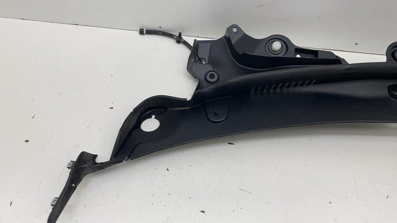 171253401D ⭕ 24-25 Model 3 Front Windshield Wiper Cowl Screen Underhood Trim 1712493-01-D