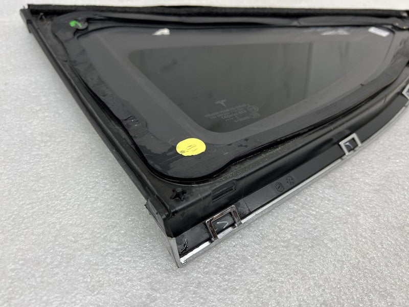 1034907 85 F 2016-2020 Tesla Model X MX Rear Passenger Side Window QTR Quarter Glass Right RH