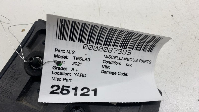 ⭕ 2017-2023 Model 3 Rear Right Taillight Charge Port Door Reflector 15