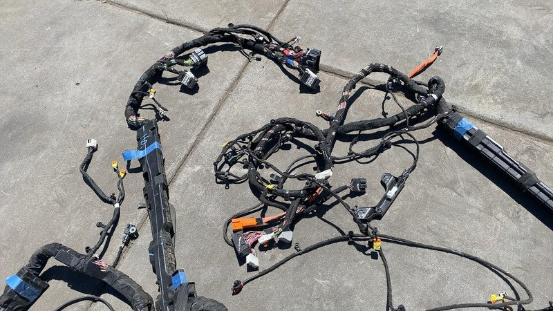 ⭕ 2022-2024 Rivian R1T Body Cabin Main Wiring Harness Cable Wire C3000