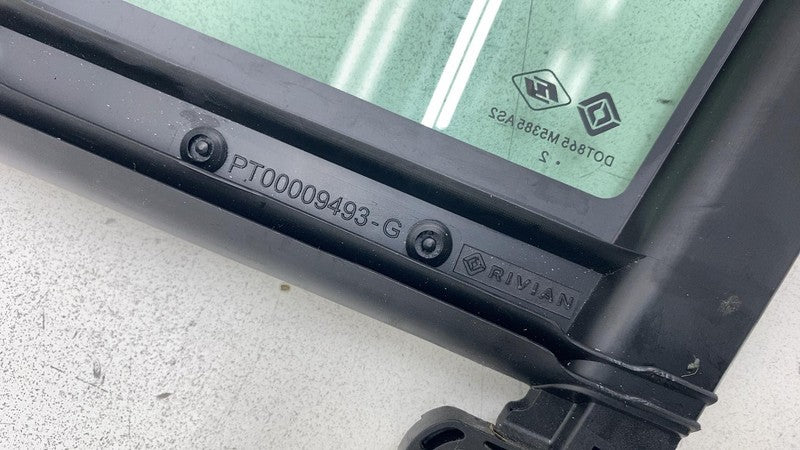 ⭕ 2023 Rivian R1T Passenger Side Door Corner Glass Right Assembly PT00