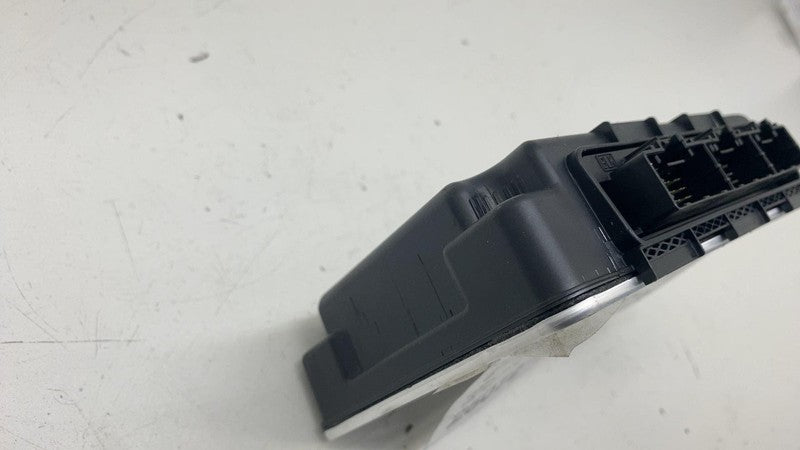 ⭕ 2025 Chevrolet Silverado 1500 Pickup Network Gateway Module Unit OEM