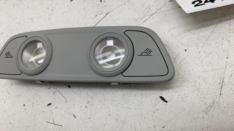 ⭕19-23 Audi E-Tron Quattro Rear Interior Overhead Roof Dome Light Lamp