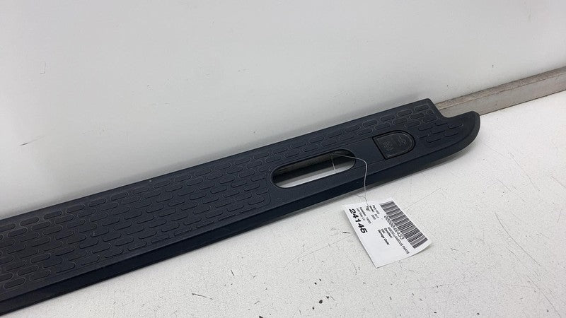 ⭕22-24 Rivian R1T Rear Left Upper Bed Main Molding Trim Cover Panel PT