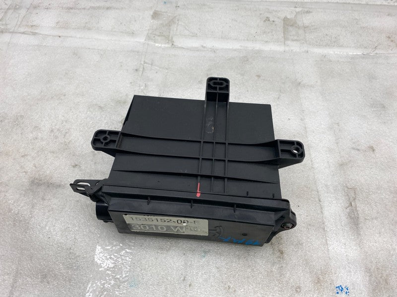 153515200E ⭕ 16-20 Model X Front BCM Body Comfort Control Module Enclosure Box 1535152-00-E