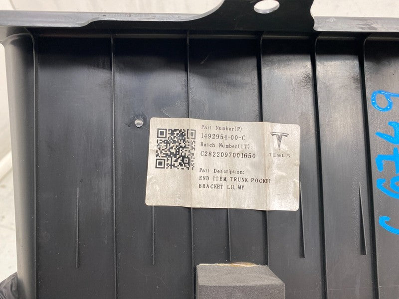 1492954 00 C ⭕20-23 Tesla Model Y Rear Driver Side Trunk Pocket End Bracket Left 1492954-00-C