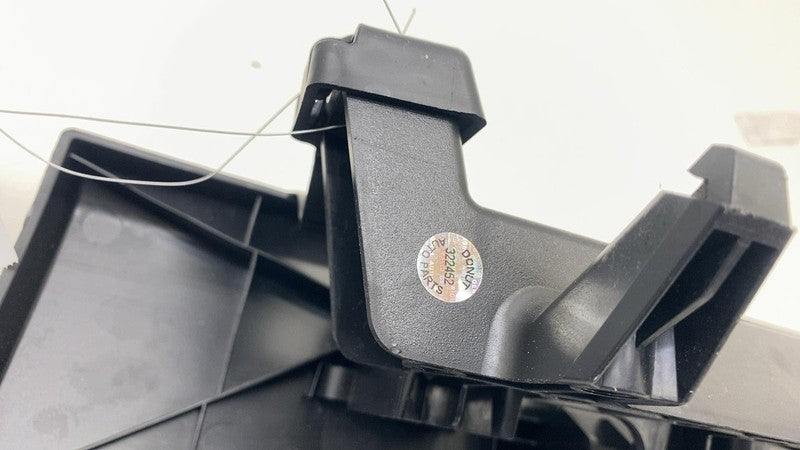 9Y0881458 ⭕ 2023 2024 2025 Porsche Cayenne Retainer Trim Support Bracket 9Y0882639