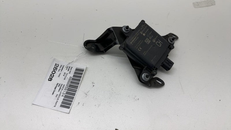 88162F4011 ⭕18-20 Toyota C-HR Rear Left Blind Spot Monitor Radar Sensor Module 88162-F4011