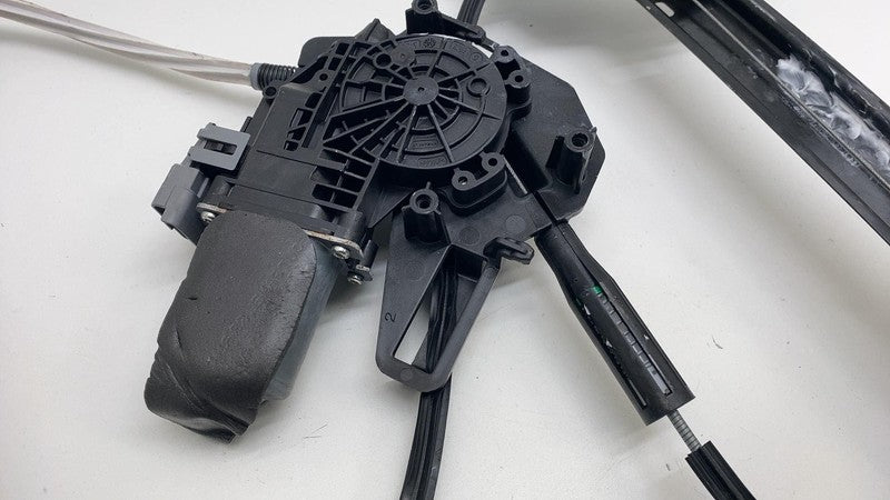 102882100F 2016-2020 Tesla Model X Rear Passenger Side Door Window Regulator & Motor Right