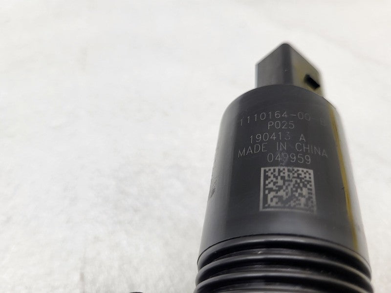 1110164 00 B ⭕17-23 Tesla Model 3 Windshield Wind Screen Wiper Washer Pump Motor 1110164-00-B