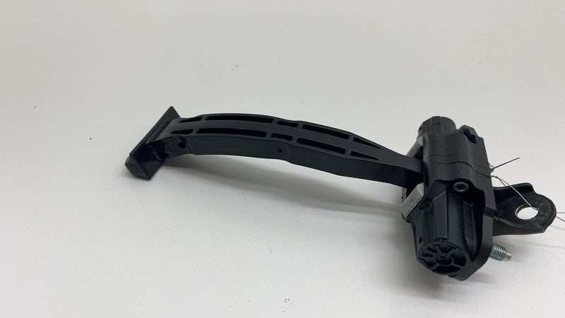 1500684 00 B 2020-2023 Tesla Model Y MY Rear Left or Right Door Check Strap Stopper LH=RH OEM