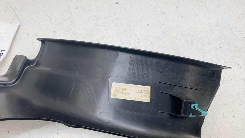 ⭕ 2014-2022 Range Rover Sport Right Side B-Pillar Lower Trim Cover CPL