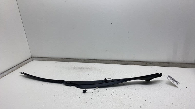 104159400D 2016-2023 Tesla Model X Rear Right Trunk Liftgate Door Pinch Sensor 1041594-00-D