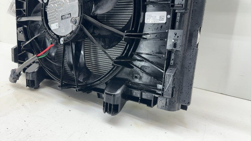 PT00446522-J ⭕ 22-25 Rivian R1S Radiator Condenser Cooling Fan Motor Air Shutter PT00446522-J