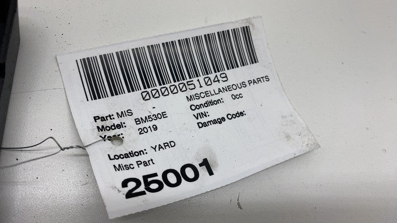 2019 BMW 530e Front Bumper Center License Plate Bracket Holder 5113946