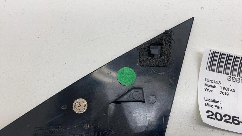 2287.3014 ⭕2017-2023 Tesla Model 3 M3 Front Right Door Wing Mirror Triangle Cover Trim OEM
