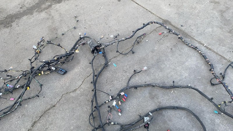 ⭕ 2022 Rivian EDV-700 Amazon Van Body Chassis Wiring Harness Cable C10