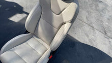 Front Seat TESLA X 22
