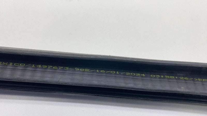 2020-2023 Tesla Model Y Front Passenger Right Door Body Weatherstrip Rubber Seal