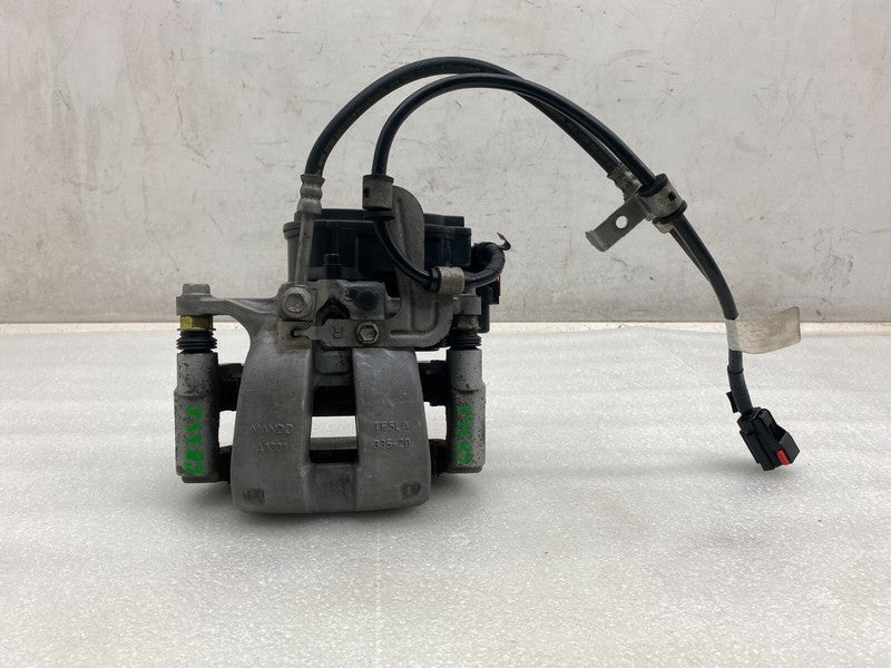 104462400G ⭕ 2017-2023 Tesla Model 3 Rear Right Caliper + Brake Hose Line BASE 1044624-00-G