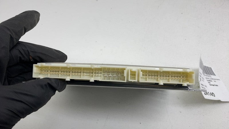 670105688 ⭕ 2017-2020 Maserati Levante Active Air Suspension Control Module Unit 670105688