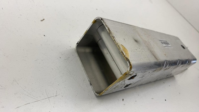 A 297 620 01 02 ⭕2022 Mercedes EQS 450+ Right Bumper Lower Extension Energy Absorber A2976200102