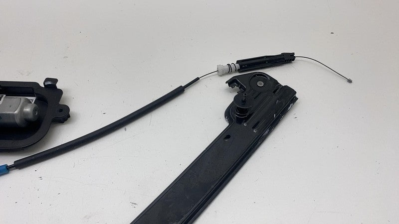 ⭕ 24-25 Tesla Model 3 Front Right Door Window Glass Regulator & Motor Assembly