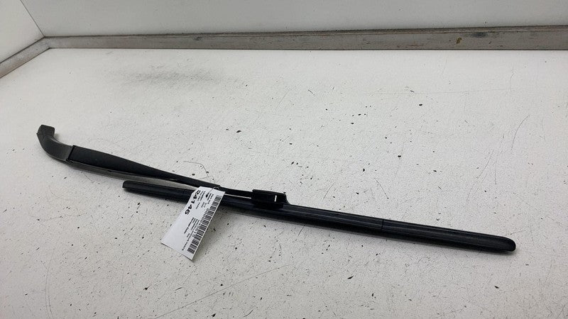 ⭕ 2022 2023 2024 Rivian R1T Front Driver Side Windshield Wiper Arm & B