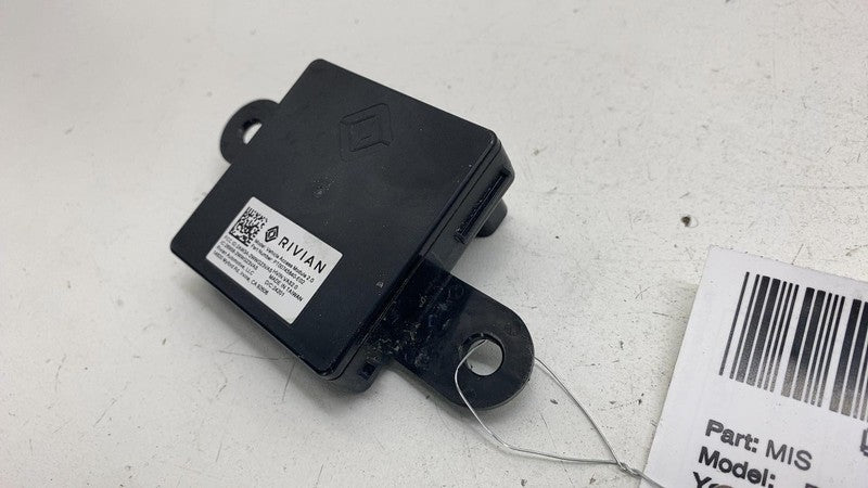 PT00745840-E ⭕ 2024-2025 Rivian R1S Vehicle Access Control Module Unit 2.0 OEM PT00745840-E