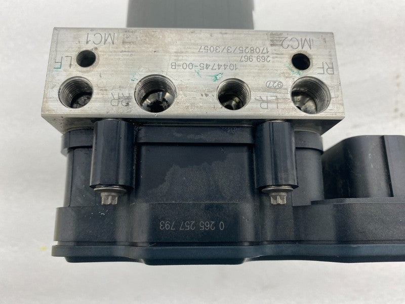 1044745 00 B ⭕ 2017-2023 Tesla Model 3 M3 Antilock Brake System ABS Pump Module 1044745-00-B