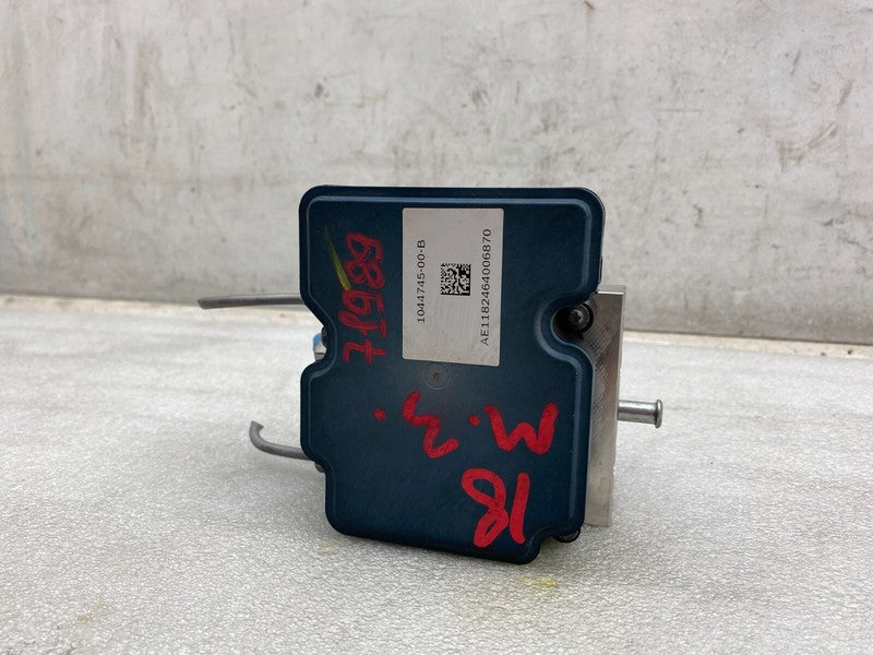 1044745 00 B ⭕17-23 Tesla Model 3 M3 Anti-Lock Brake System ABS Pump Module Unit 1044745-00-B