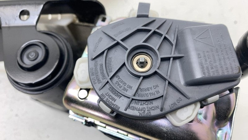 ⭕ 10-16  Mercedes E-Class Left or Right Seat Belt Seatbelt & Retractor