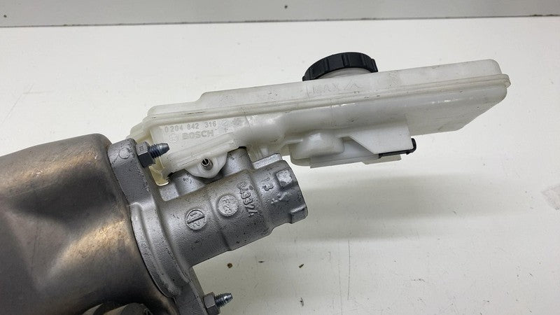 ⭕ 2017-2023 Model 3 Power Brake Booster Master Cylinder & Reservoir 10