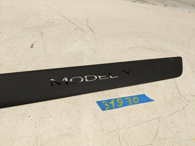 1494301 00 A ⭕ 20-23 Tesla Model Y Front Right Door Sill Scuff Plate Cover Trim 1494301-00-A