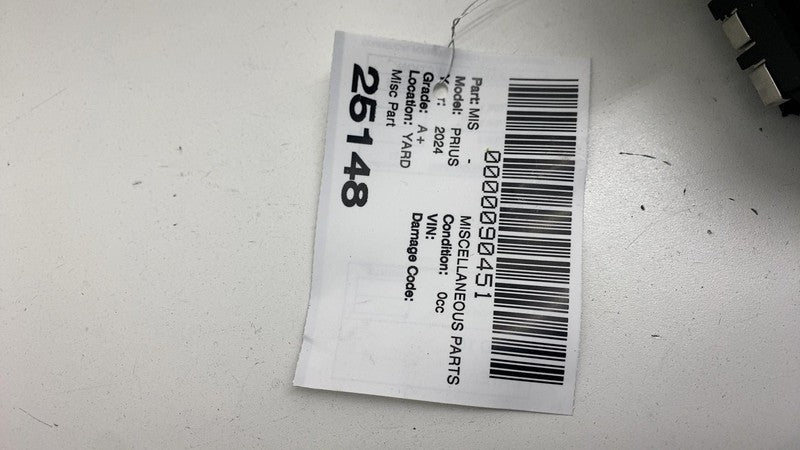 ⭕18-23 BMW 530e Center Console Wireless Device Battery Charger Pad 511