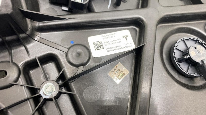 ⭕ 2025-2026 Tesla Model Y Rear Left Door Window Regulator & Motor 2004