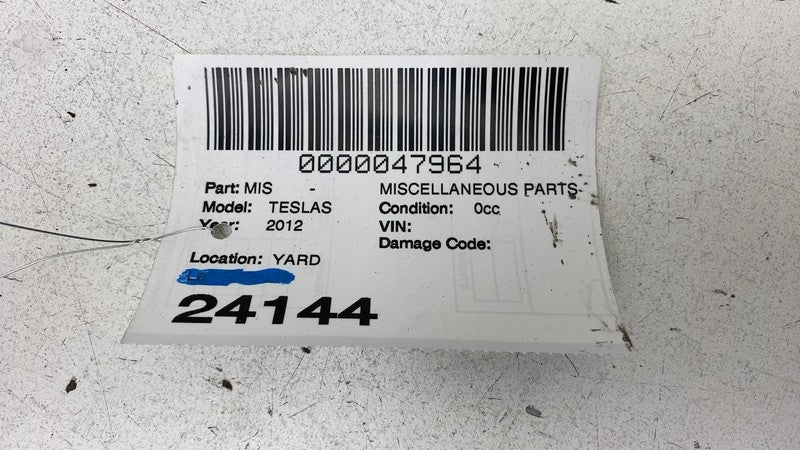 600591700C 2012-2020 Tesla Model S Rear Center High Mounted Stop Light Third 3rd Brake Assy