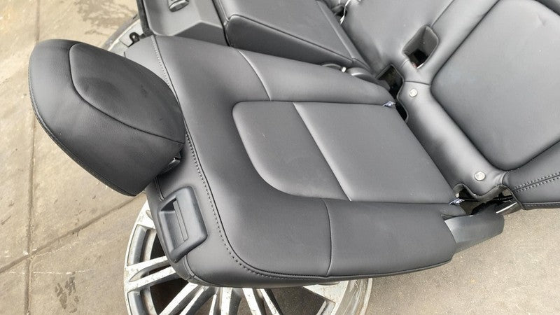 ⭕ 2020-2024 Tesla Model Y Rear Left & Right 2nd Row Seat Black (5 Seat