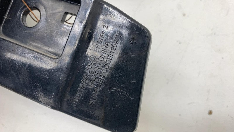 ⭕ 17-23 Model 3 Rear Right Bumper Taillamp Taillight Mount Bracket 108