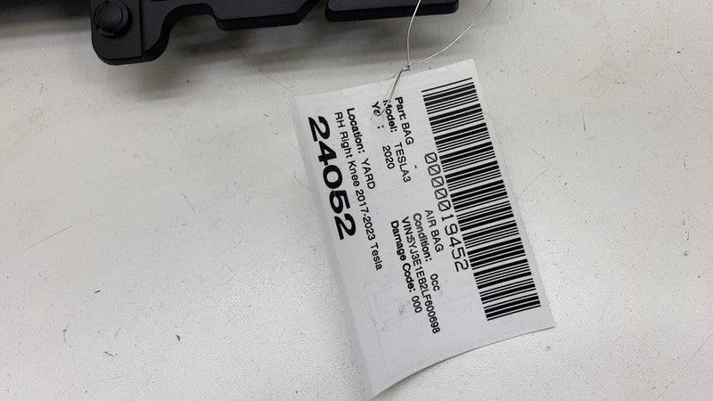 107782600D ⭕ 2017-2023 Tesla Model 3 Y Right Lower Knee Safety Airbag Module 1077826-00-D