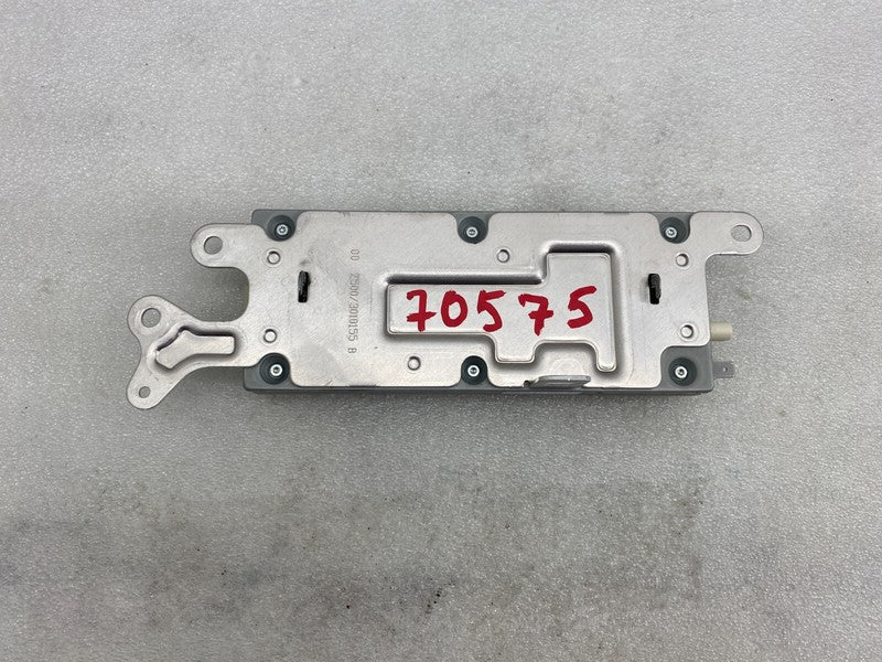 107974900D ⭕ 2017-2023 Model 3 Harman Becker FM/HD Audio Radio Receiver Module 1079749-00-D