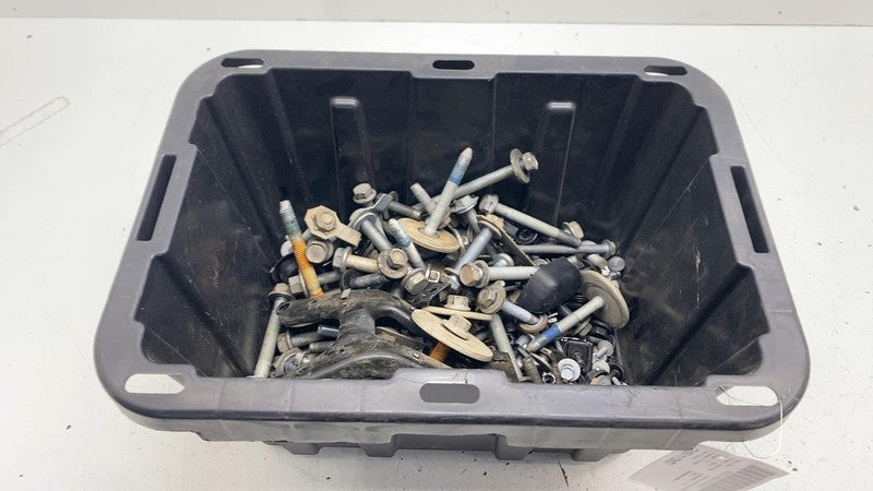 ⭕ 2017 Jeep Wrangler Set of Bolt