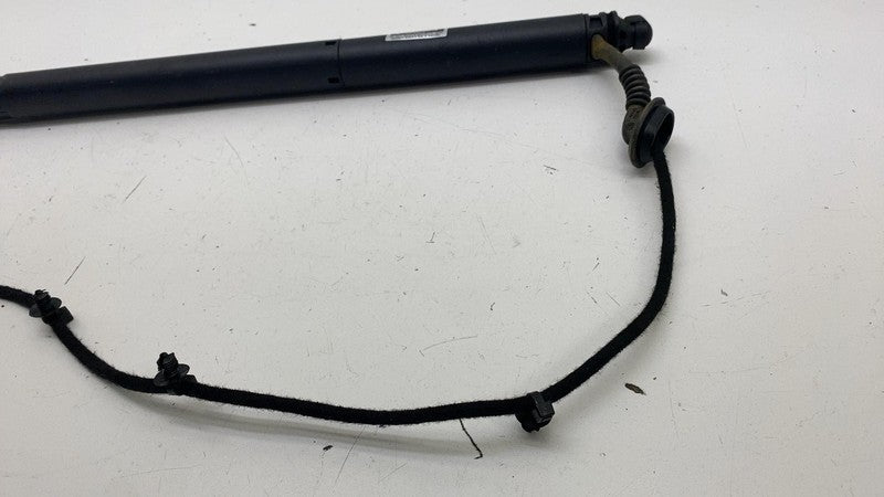 A 297 890 02 00 ⭕ 2022 Mercedes EQS 450+ Right Side Tailgate Shock Strut Gas Spring A2978900200