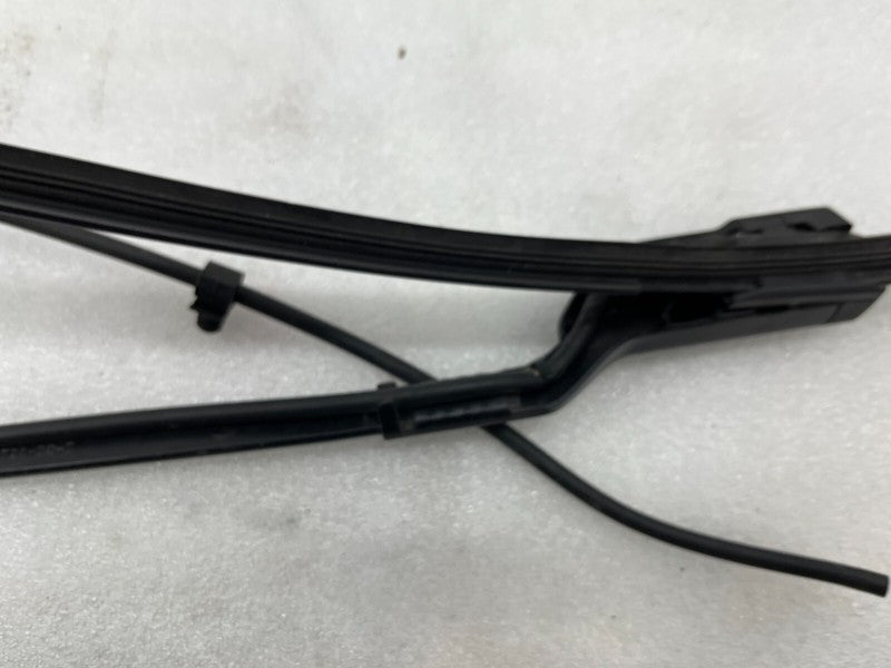 107672800C ⭕ 2017-2022 Tesla Model 3 Front Windshield Wiper Arm & Blade Left 1076728-00-C