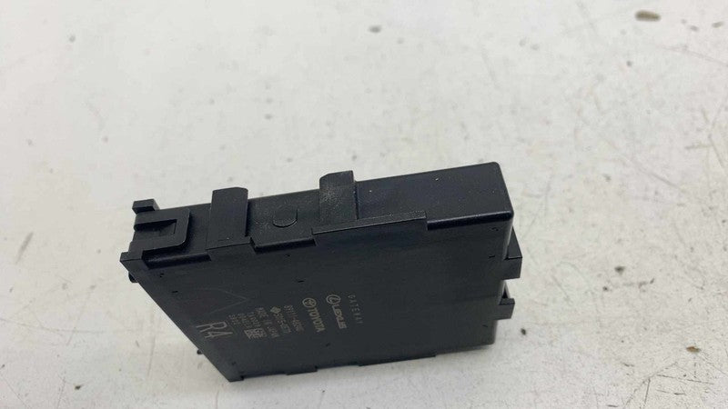 ⭕2023-2025 Toyota Prius Network Gateway Computer Control Module Unit 8