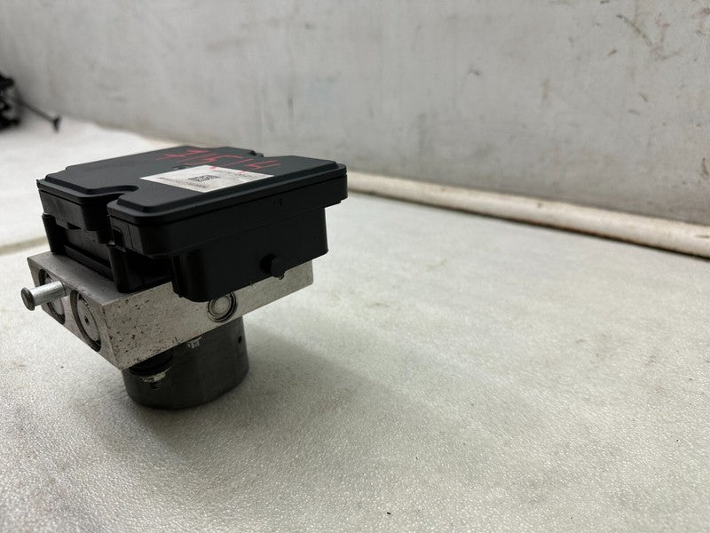 103779700D ⭕ 12-20 Model S Anti-Lock ABS Brake Pump Hydraulic Control Module 1037797-00-D
